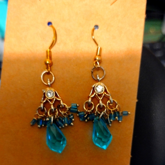 Necklaces and Earrings Set Refurbished - Picture 1 of 3